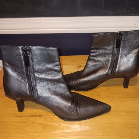 Gucci GG Leather Zip Heeled Ankle Boots Size 35 1/2 - Picture 3 of 7